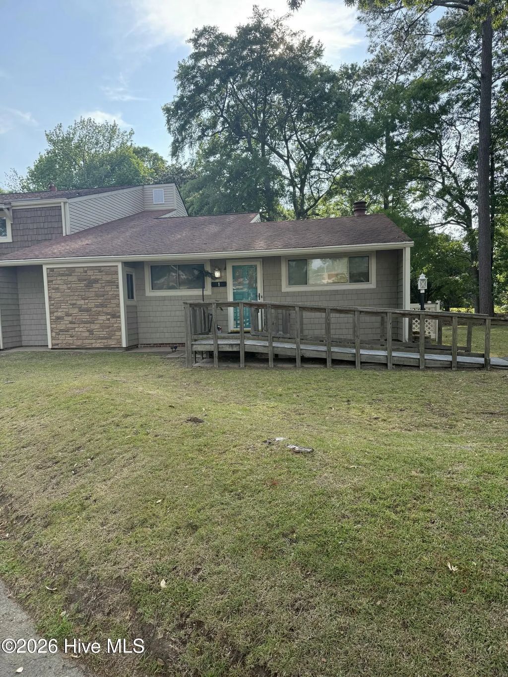 1 Quarterdeck, New Bern