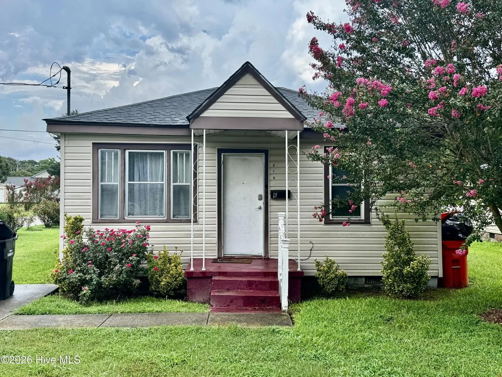 616 Cardwell Street, Elizabeth City