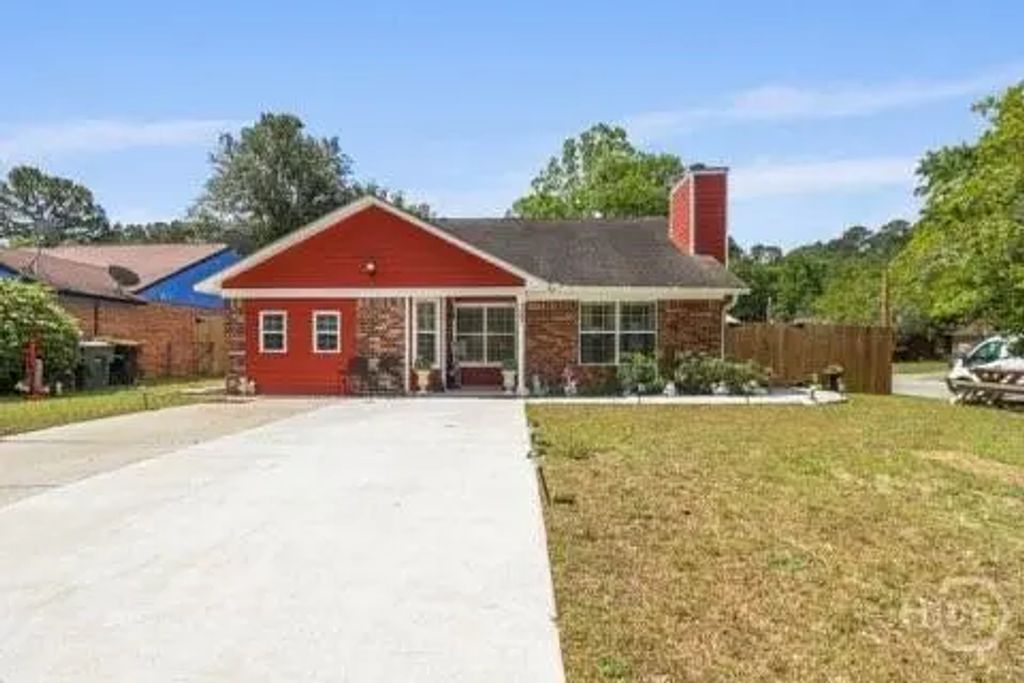 127 Forest Ridge Drive, Savannah