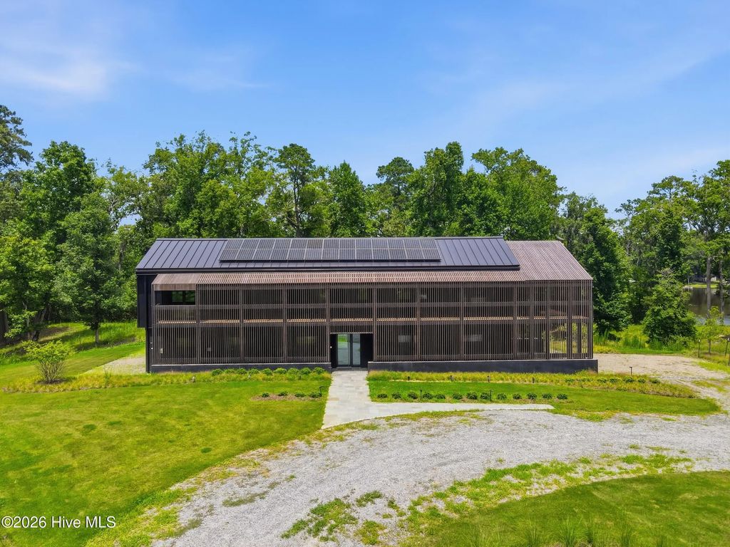 4725 Creeks Junction Road, Blounts Creek