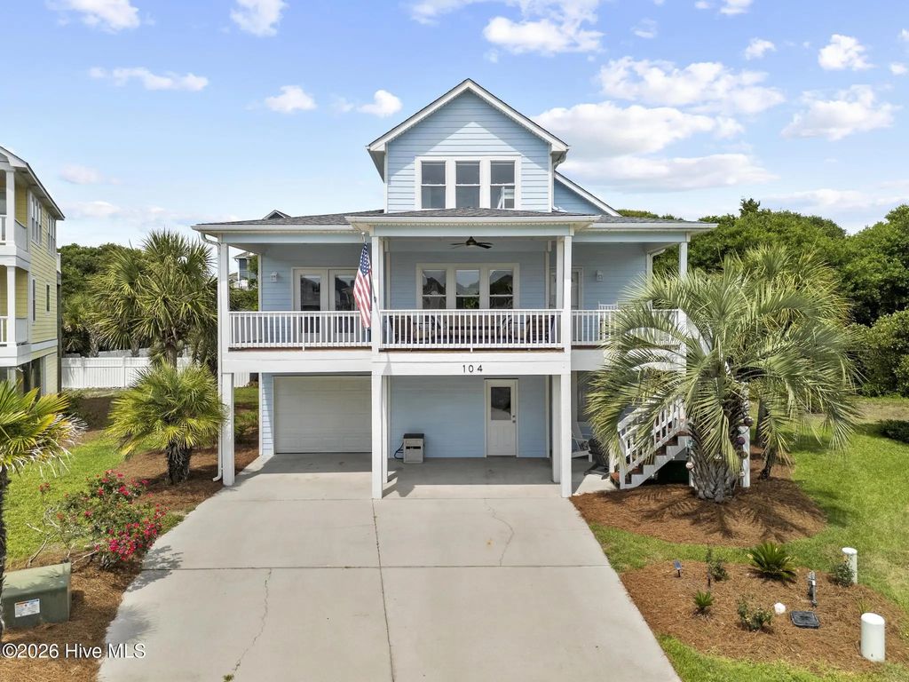 104 Sunset Court, Surf City
