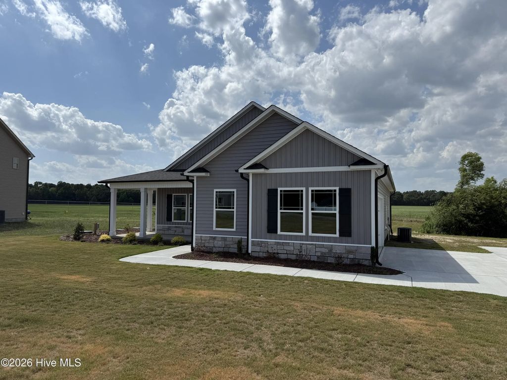 213 Tuscany Circle, Princeton
