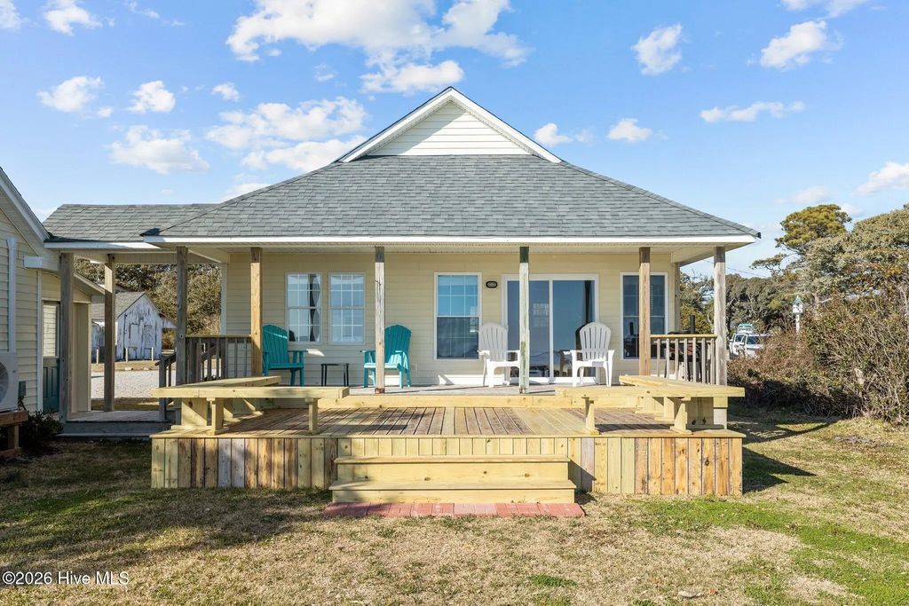 662 Island Road, Harkers Island