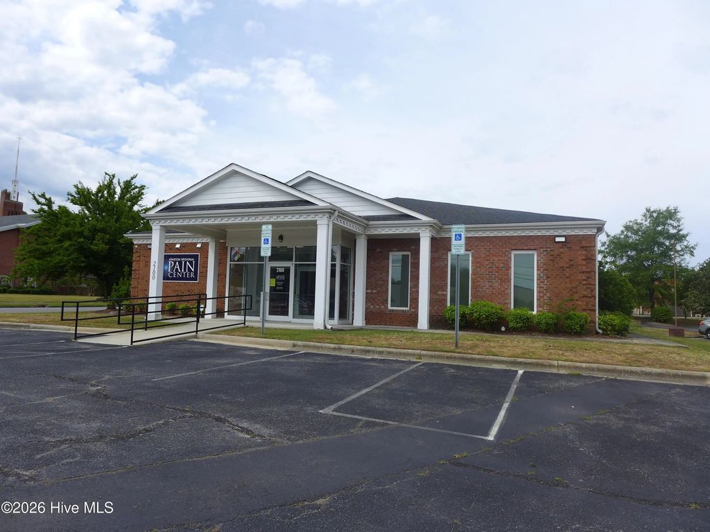 2100 Presbyterian Lane, Kinston