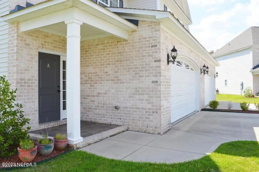 2020 Leighton Drive A, Greenville