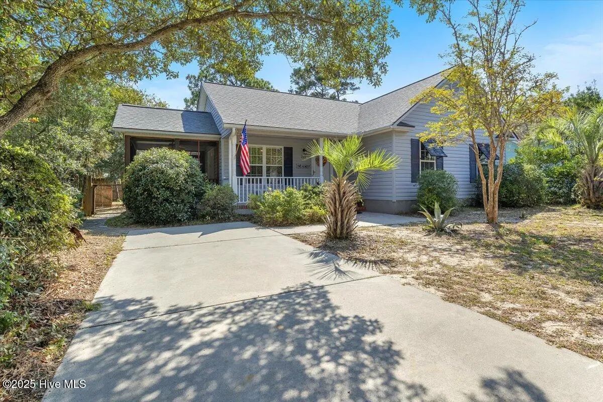 224 Ne 51st Street, Oak Island