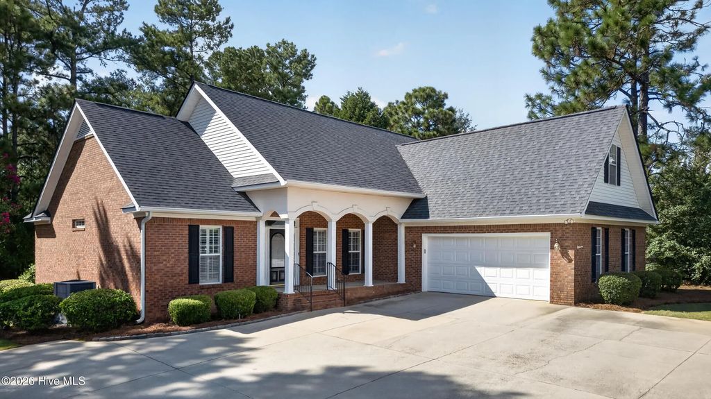 212 Red Oak Lane, Aiken
