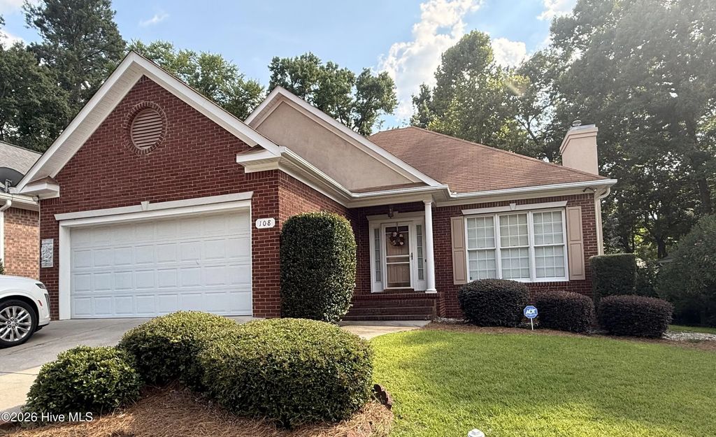 108 Courtyards Place, North Augusta