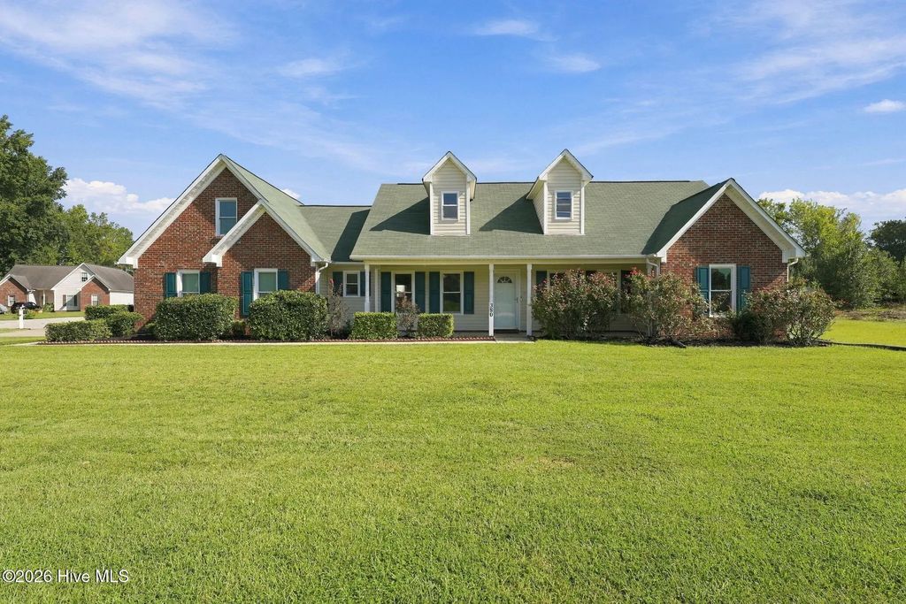 380 Hidalgo Drive, Raeford