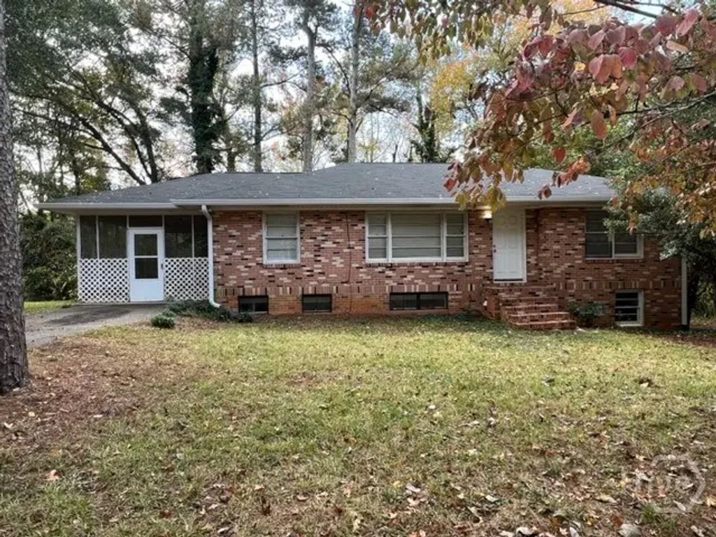 245 Hilltop Road, Athens