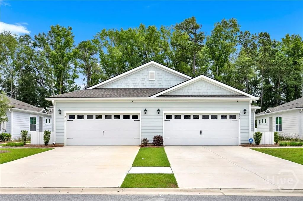 220 Holloway Hill, Pooler