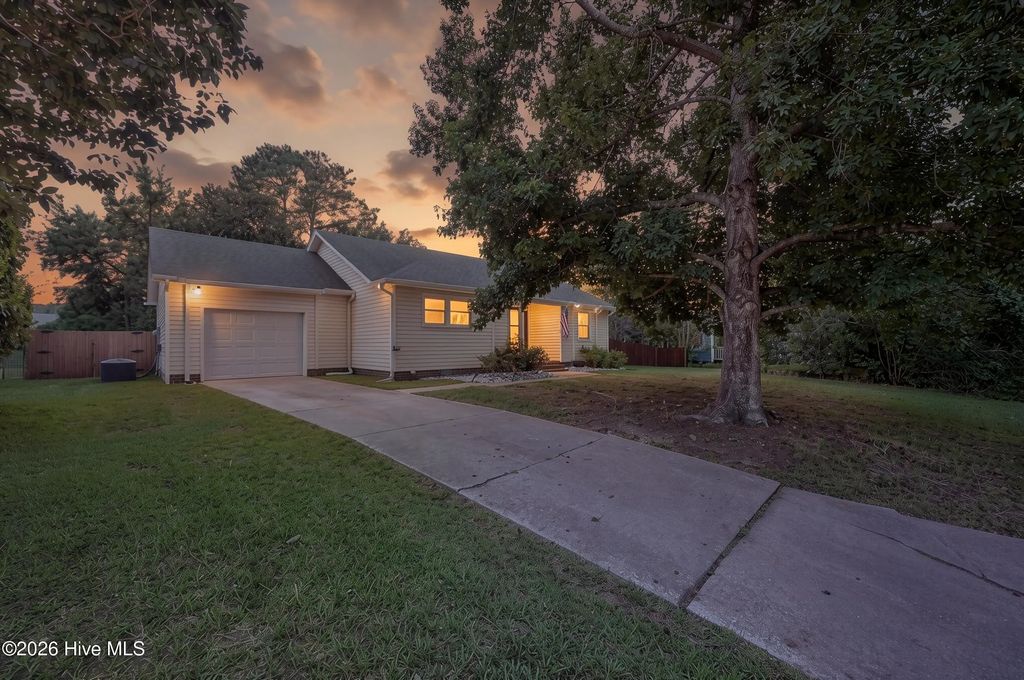 265 Bayberry Court, Jacksonville