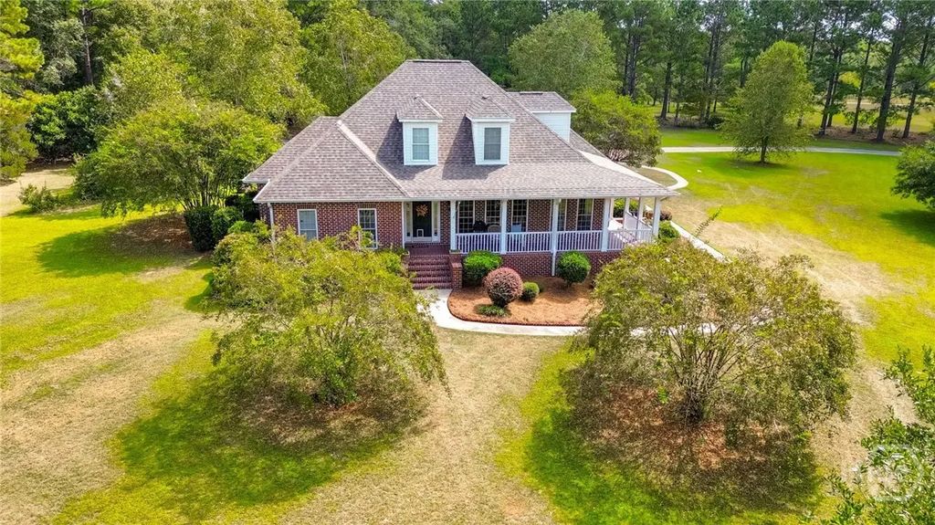 401 Magnolia Bluff Road, Statesboro