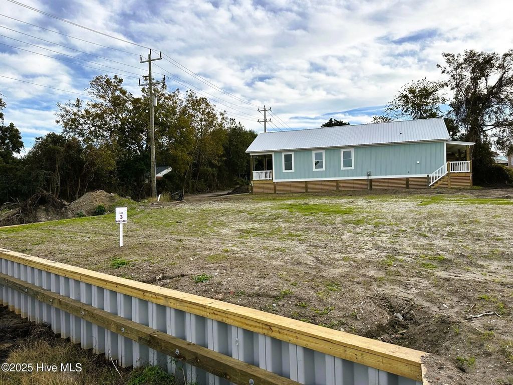 2401 Ferabee Street, Morehead City