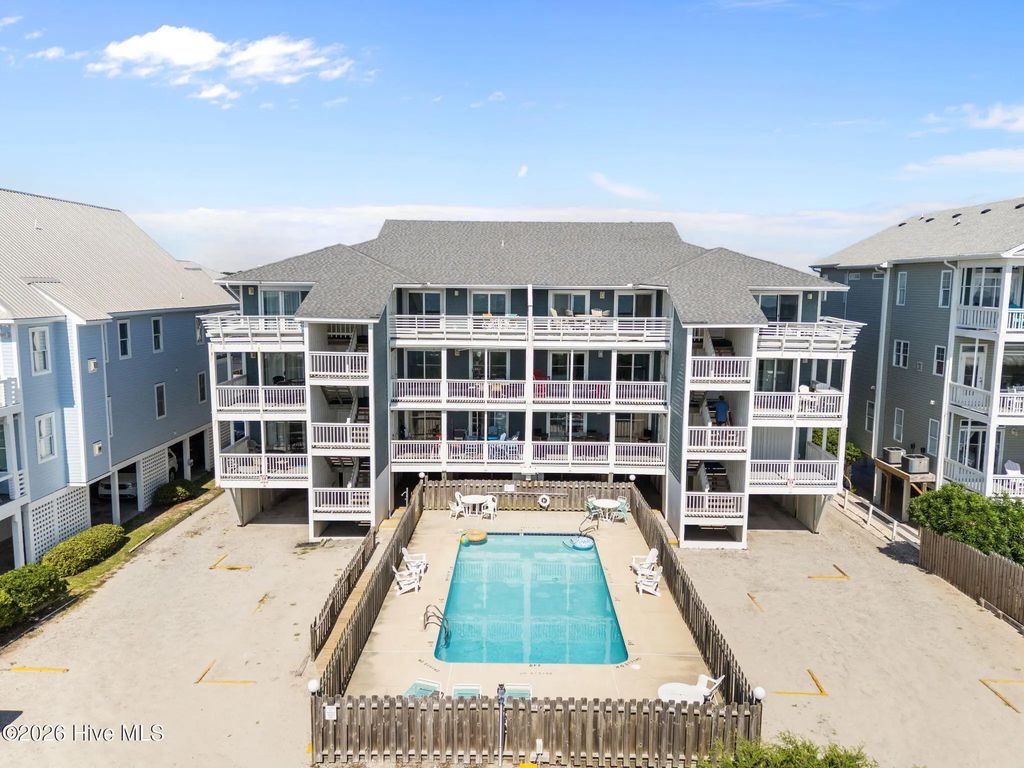 1308 Carolina Beach Avenue N Apt 3c, Carolina Beach