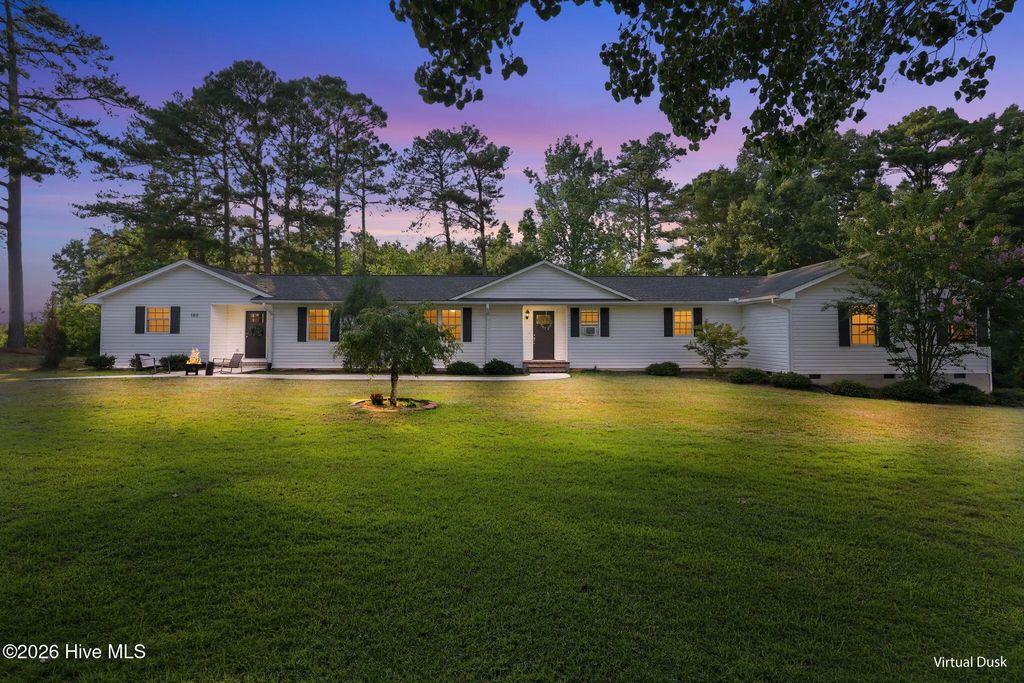 180 Carthage Road, Carthage