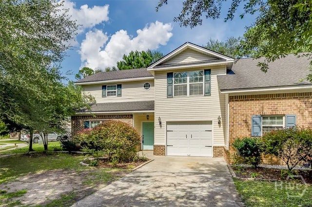 601 Heathcliff Court, 