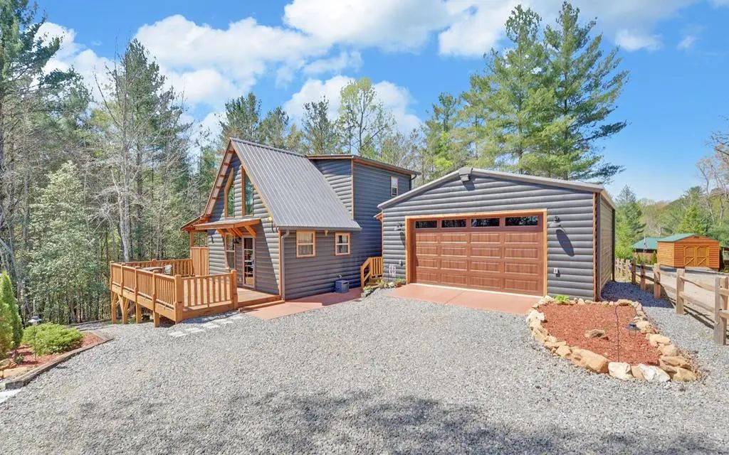 85 Travelers Trail, Murphy
