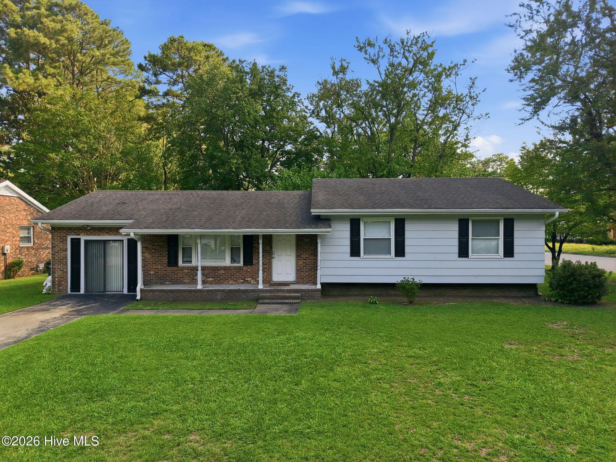100 Pearl Drive, Greenville