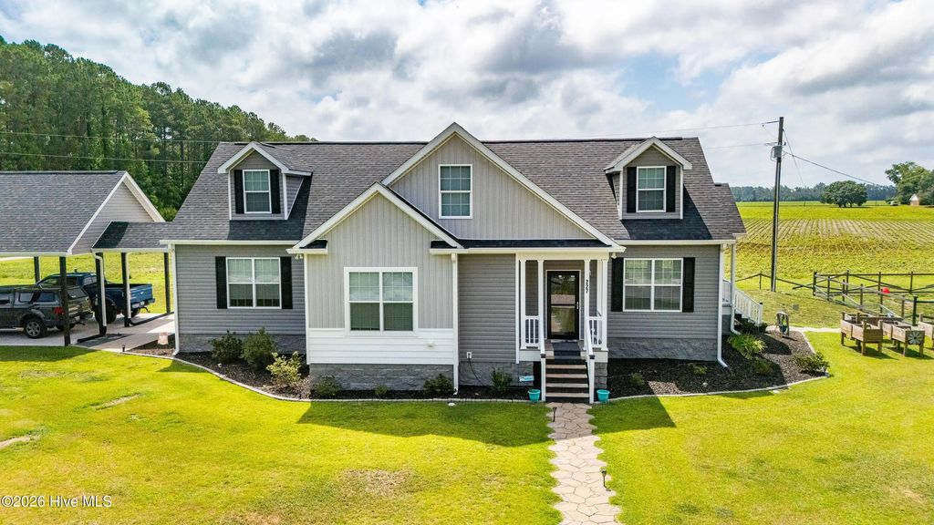 227 Country Club Trail, Trenton