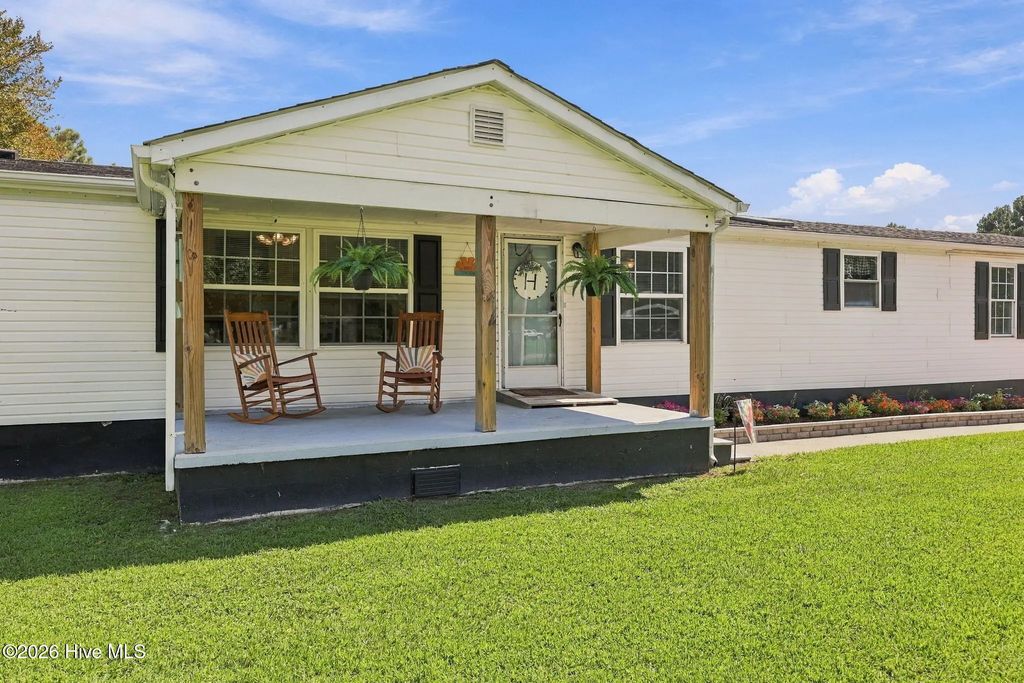 1022 Davis Road, Elizabeth City