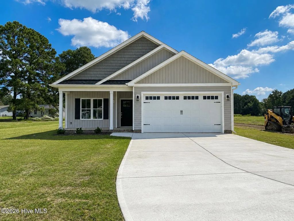 213 Herring Road, Princeton