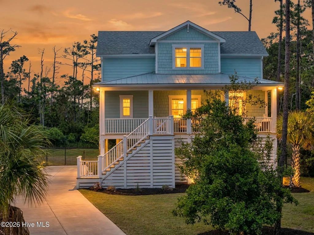 614 Marsh Grass Court, Ash
