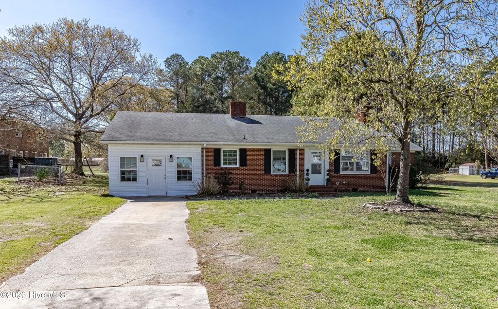 620 S Caswell Street, La Grange