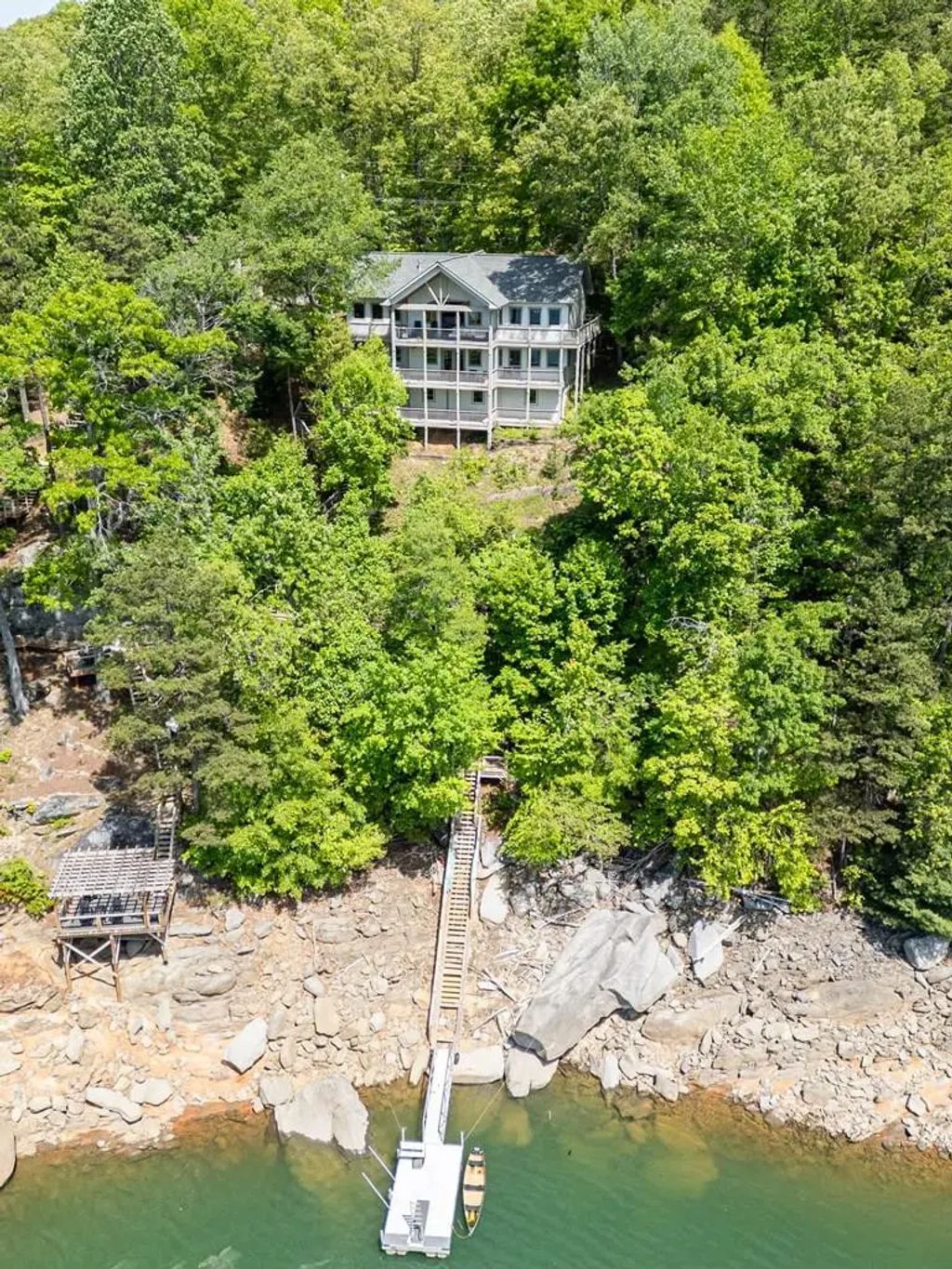 509 Lonesome Pine Road, Bear Paw