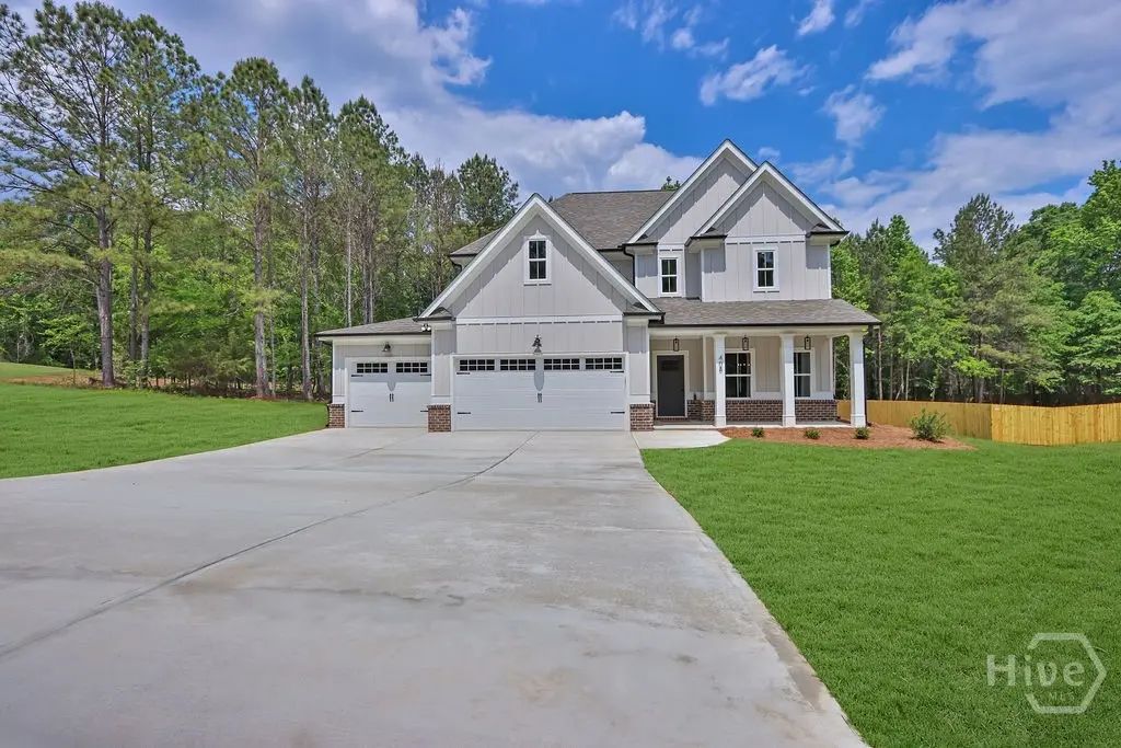 408 Pinewood Drive, Covington