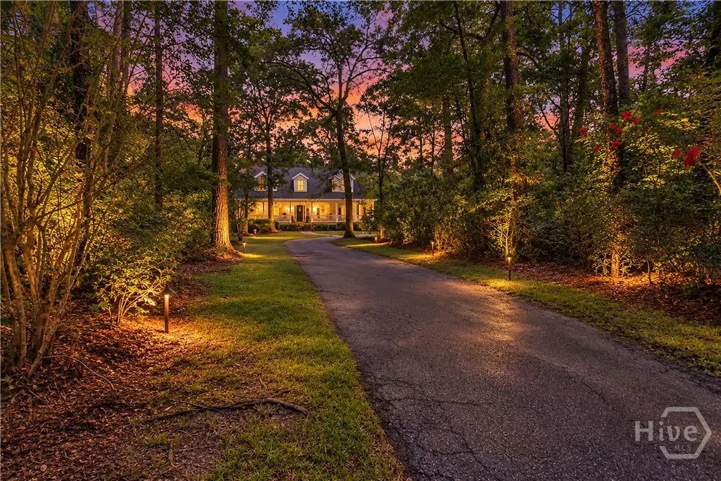 233 Buckland Hall Road, Richmond Hill