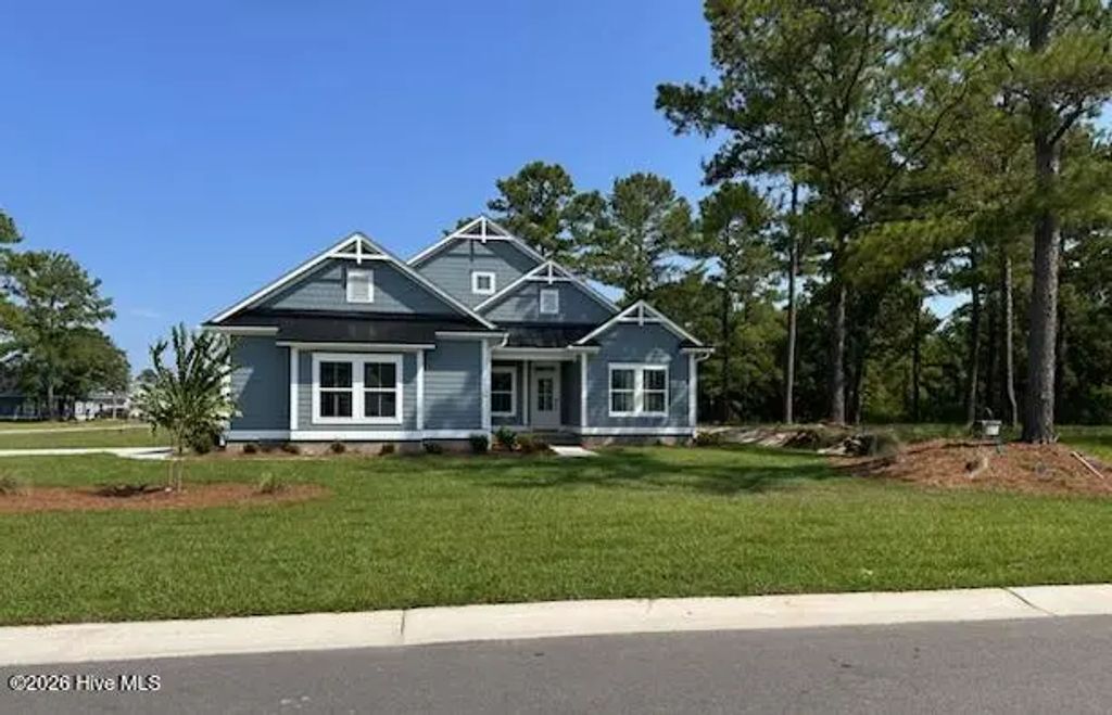 7524 Wallace Place Sw 18, Sunset Beach
