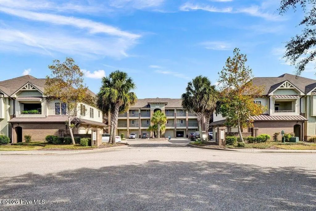 555 Grande Manor Court 302, Wilmington