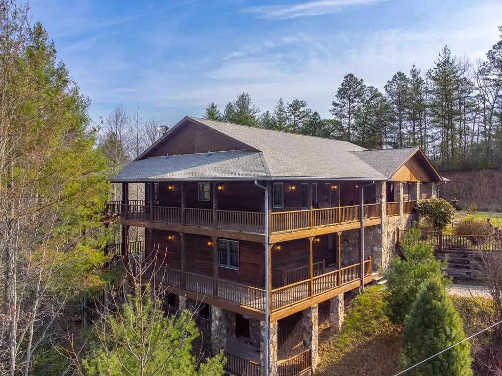 750 Double Springs Drive, Stecoah