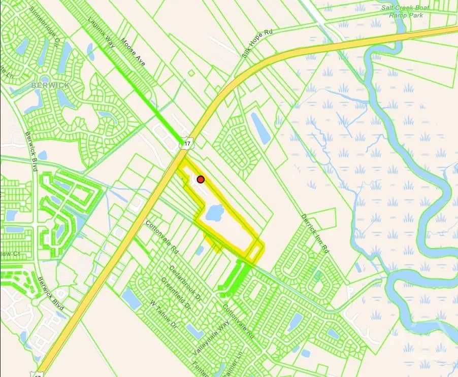 5657 Ogeechee Road, Savannah