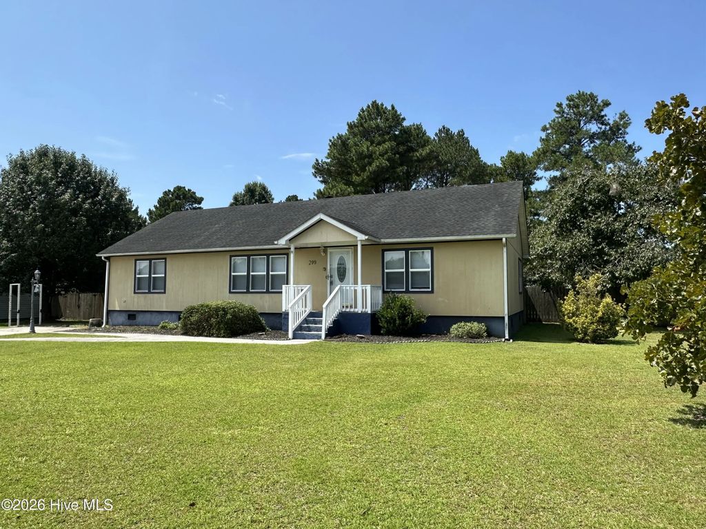 299 Riggs Road, Hubert