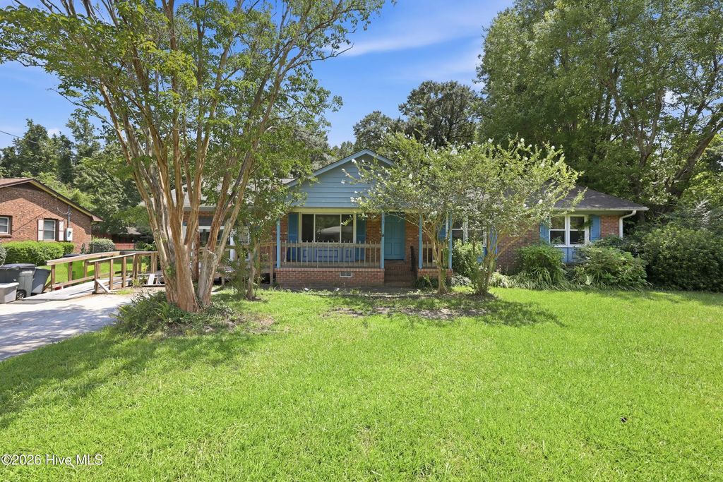 203 Carolina Pines Boulevard, New Bern