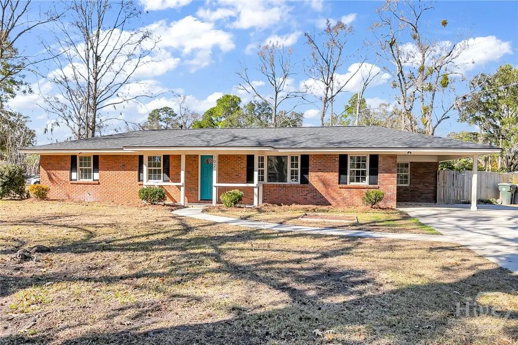 102 Ventura Boulevard, Savannah