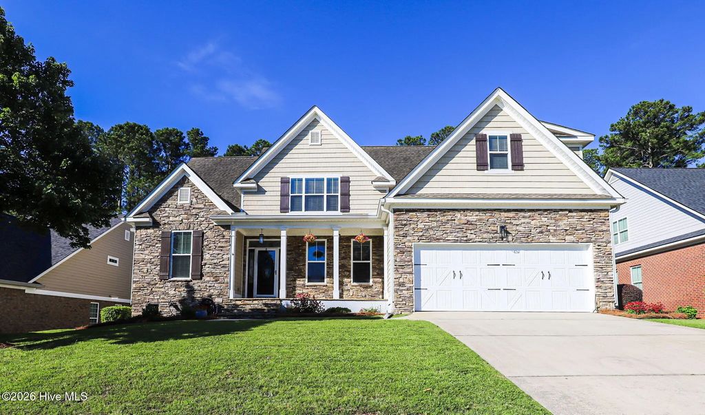 423 Armstrong Way, Columbia