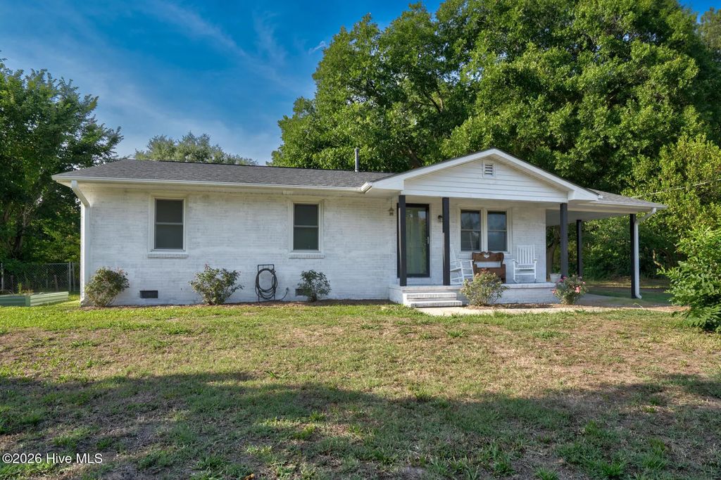 4443 Upchurch Road, Elm City