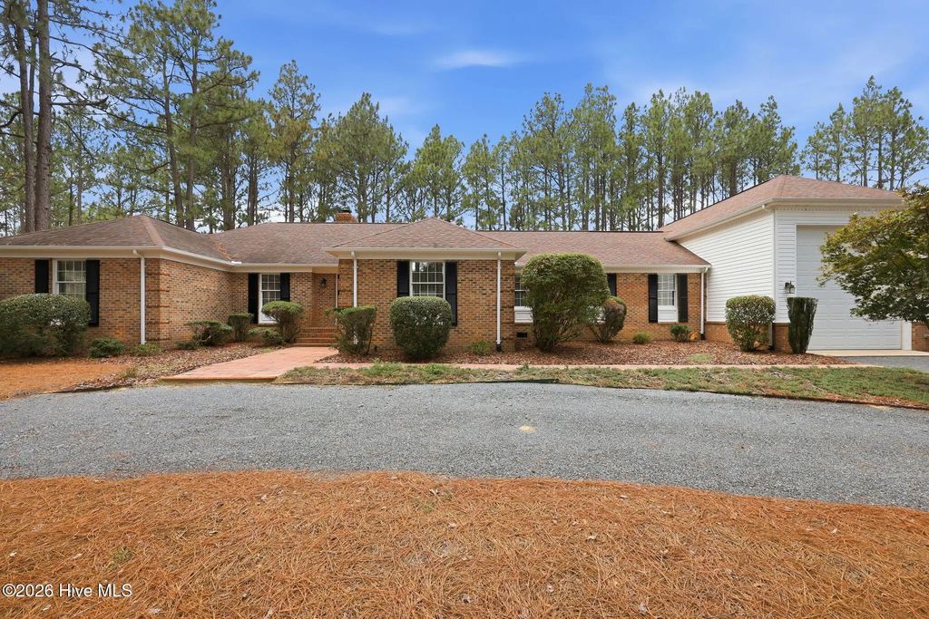 234 Longleaf Drive, West End