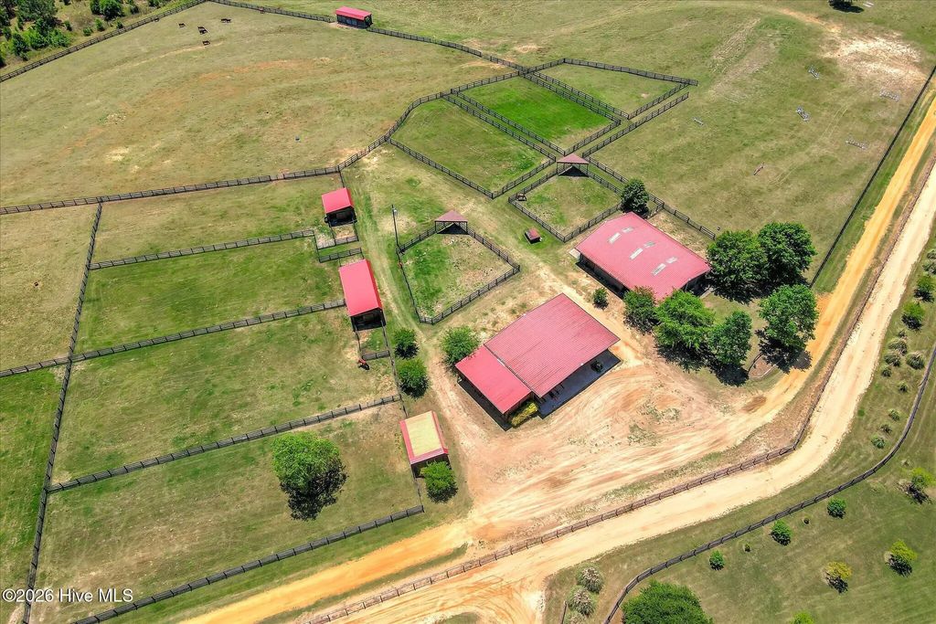 929 Airport Road, Johnston