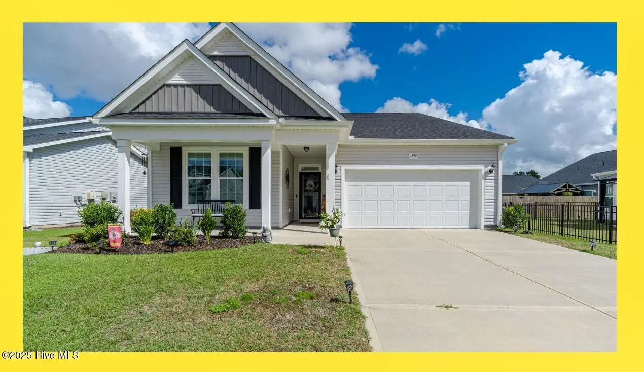 1592 E New Carraway Place Se, Bolivia