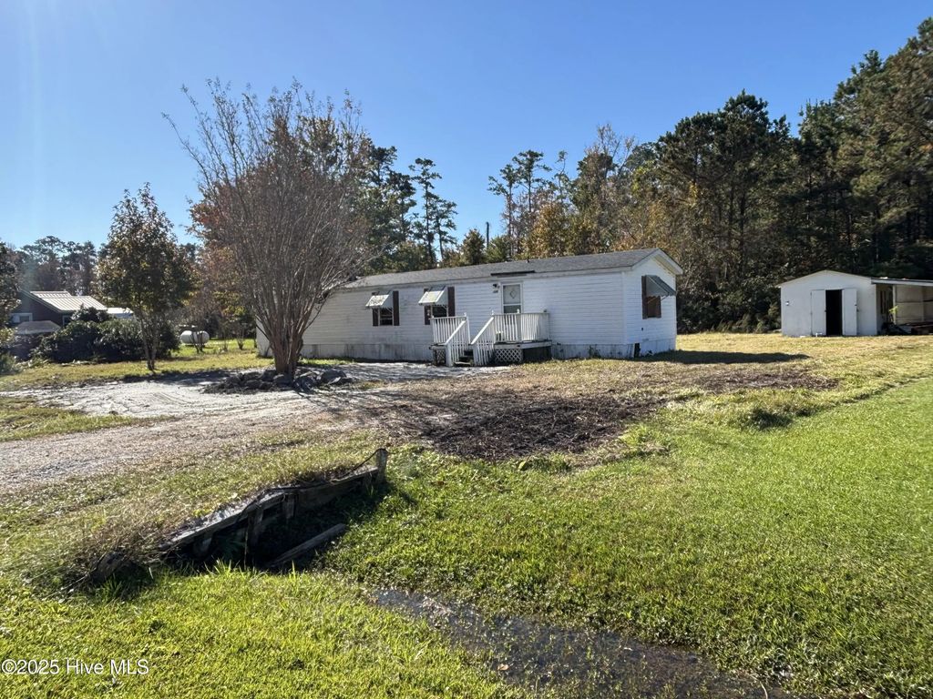 138 Old Nassau Road, Williston