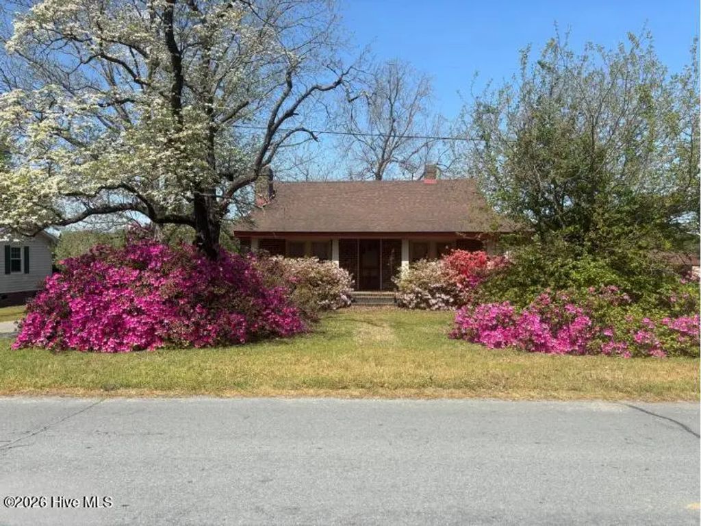 207 Kimbrough Road, Clinton