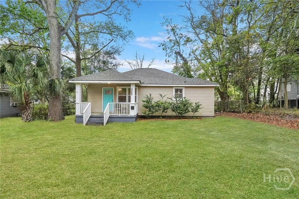 1305 E 32nd Street, Savannah