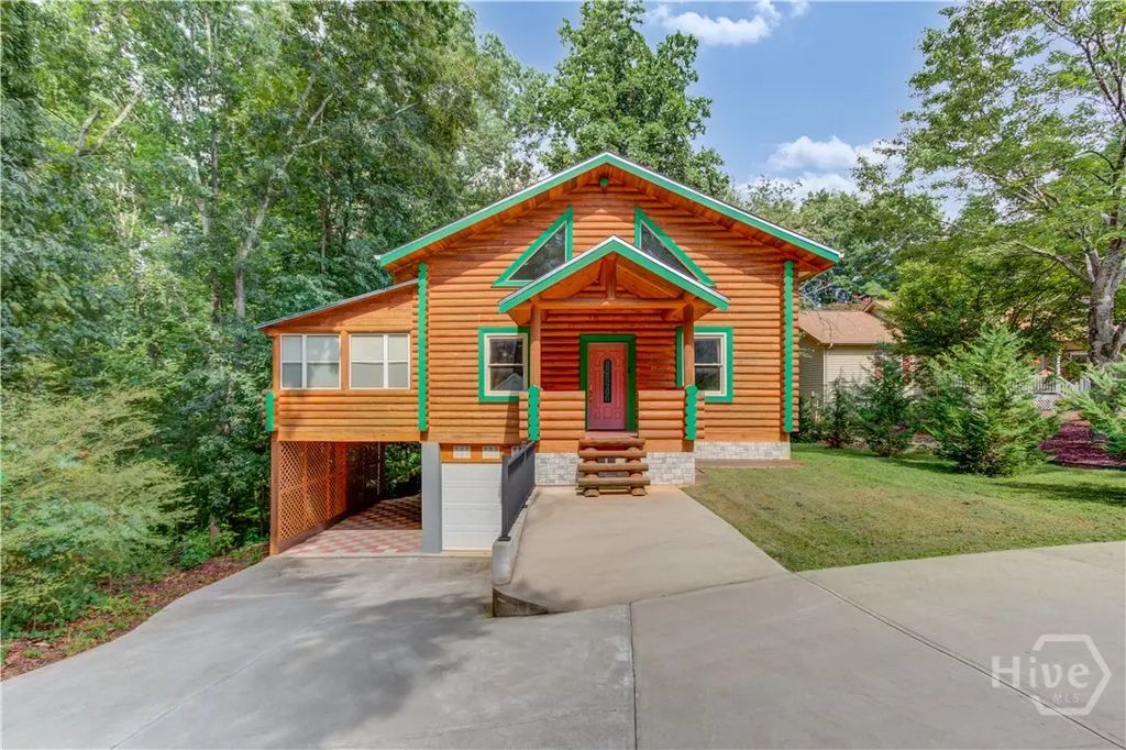 3938 Pointe N, Gainesville