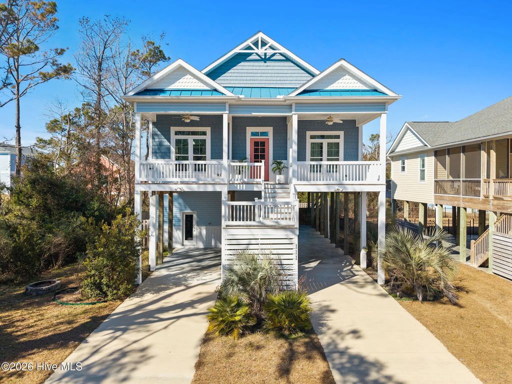 111 Se 41st Street, Oak Island