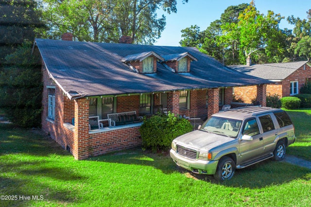 205 Jackson Street, Fairmont