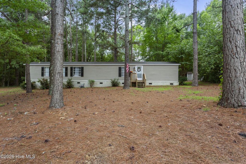 111 Meadow Lane, Hoffman
